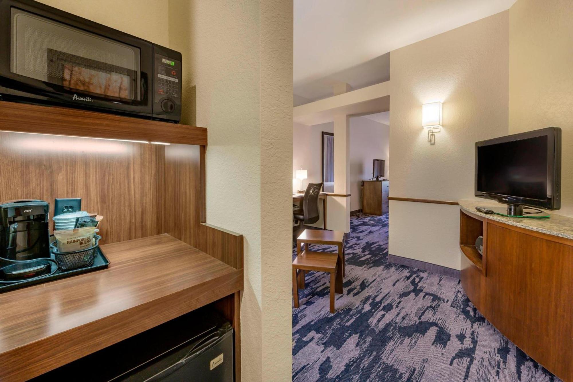 Fairfield Inn & Suites By Marriott Slippery Rock Ngoại thất bức ảnh